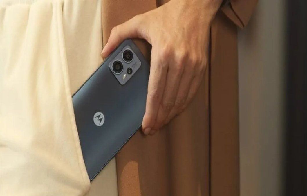 Motorola lanzó 3 celulares buenos y baratos en Argentina Cómo son y