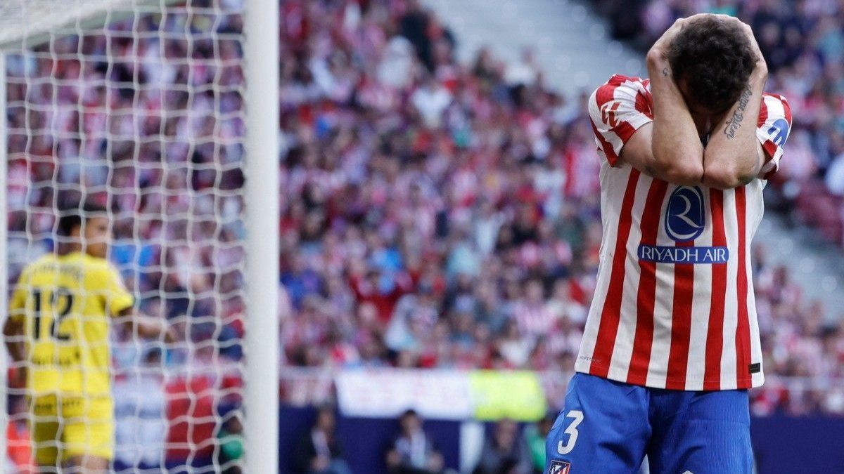 Matteo Ruggeri ocupa hoy el lateral izquierdo del Atlético de Madrid, una posición que el club busca reforzar con un futbolista de mayor peso internacional. Matteo Ruggeri ocupa hoy el lateral izquierdo del Atlético de Madrid, una posición que el club busca reforzar con un futbolista de mayor peso internacional.