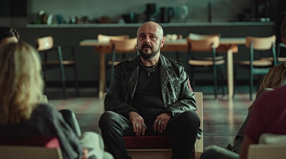 Netflix la rompe con una nueva propuesta de Polonia, "Respuestas", una miniserie de apenas 5 episodios que te va a enganchar hasta el final. Netflix la rompe con una nueva propuesta de Polonia, "Respuestas", una miniserie de apenas 5 episodios que te va a enganchar hasta el final.