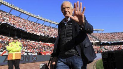La filosa cargada de Rodolfo D'Onofrio a Boca: 