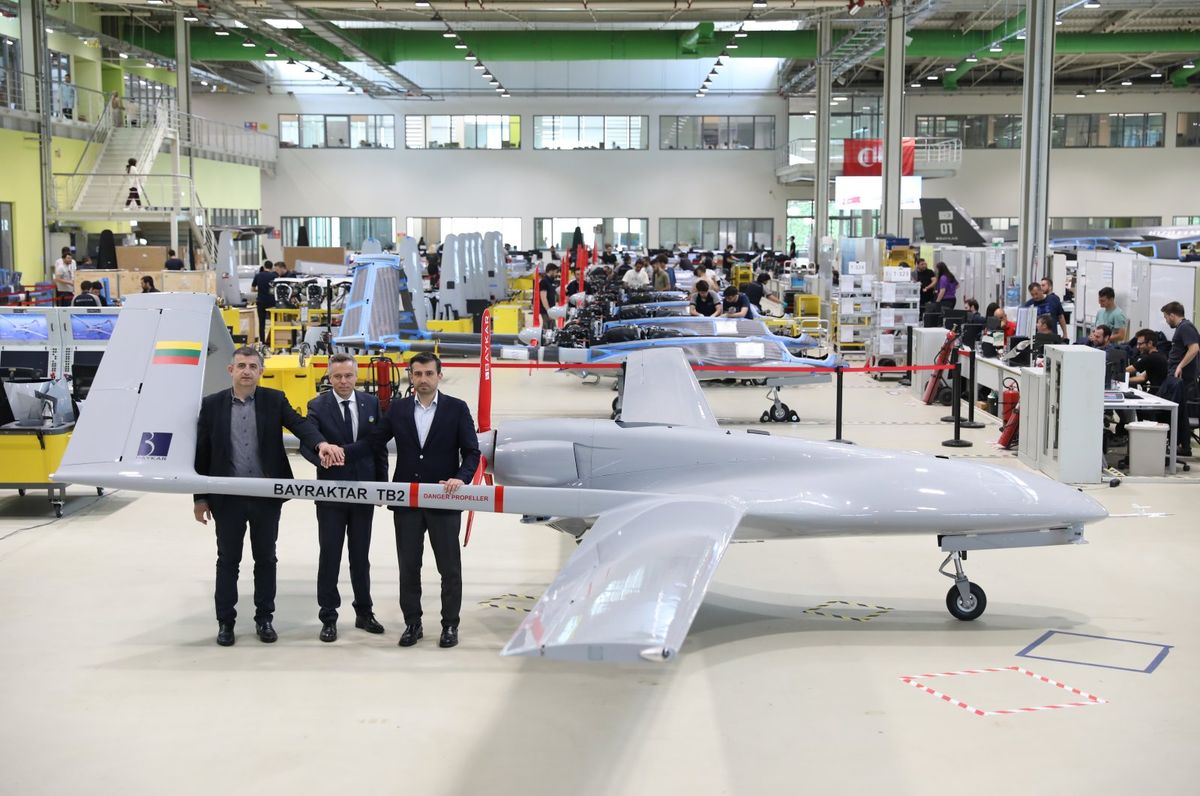 Seducir a Turquía: Finlandia compra drones y USA cede F16