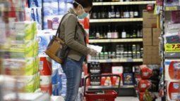 altText(En los últimos cuatro años alimentos y bebidas aumentaron 335,2%)}