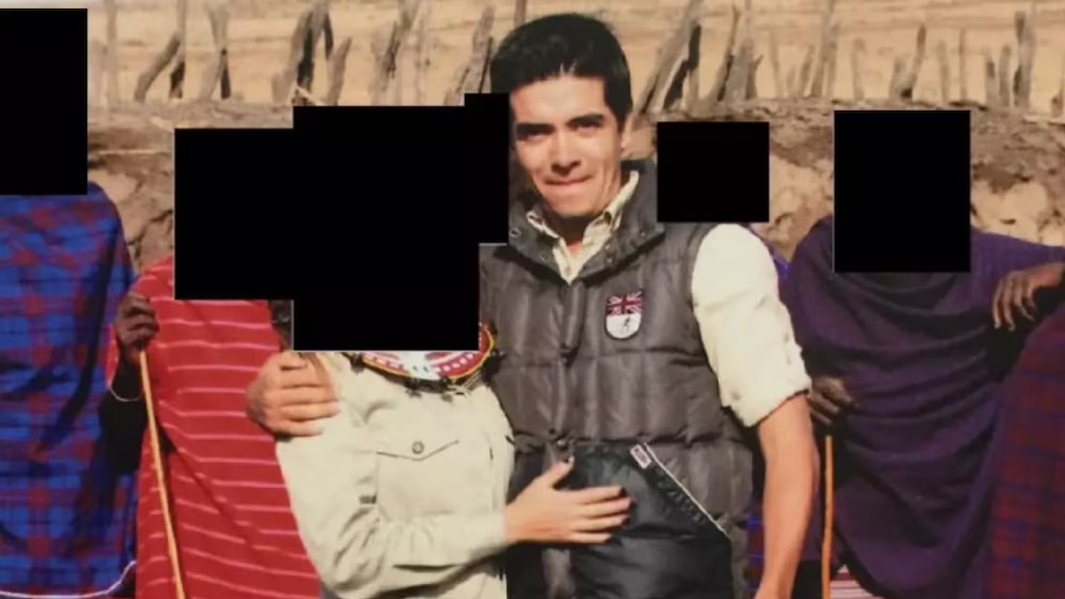 La Justicia argentina lo investigó por lavado de más de dos millones de dólares a través de una cadena de drugstores en Puerto Madero. En Uruguay fue condenado por lavado y luego extraditado a Estados Unidos, donde también recibió condena a cadena perpetua. En 2025, su socio argentino Oscar Calvete Souza firmó un juicio abreviado con tres años de prisión y una multa de $196 millones. La Justicia argentina lo investigó por lavado de más de dos millones de dólares a través de una cadena de drugstores en Puerto Madero. En Uruguay fue condenado por lavado y luego extraditado a Estados Unidos, donde también recibió condena a cadena perpetua. En 2025, su socio argentino Oscar Calvete Souza firmó un juicio abreviado con tres años de prisión y una multa de $196 millones.