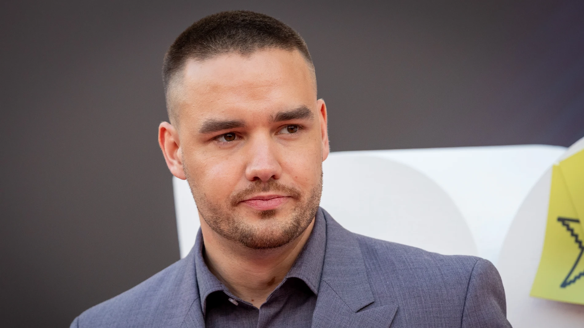 Liam Payne, ex integrante de One Direction, se arrojó de un balcón y falleció en Buenos Aires. Liam Payne, ex integrante de One Direction, se arrojó de un balcón y falleció en Buenos Aires.