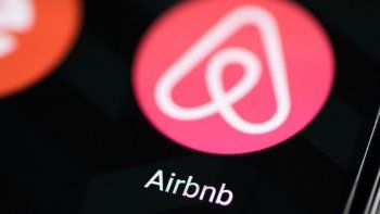 Continúa la guerra contra Airbnb. Continúa la guerra contra Airbnb.