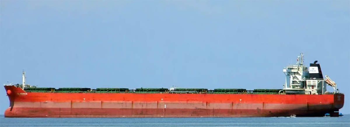 El buque Seralia espera en rada. Tiene previsto embarcar 68.000 toneladas de soja con destino a China en el Giro 3 de ACA. La operación se ubicará entre las mayores registradas en la historia de Puerto Quequén. Foto Marine Traffic/ArgenPorts. El buque Seralia espera en rada. Tiene previsto embarcar 68.000 toneladas de soja con destino a China en el Giro 3 de ACA. La operación se ubicará entre las mayores registradas en la historia de Puerto Quequén. Foto Marine Traffic/ArgenPorts.