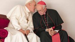 altText(Los Dos Papas: argentinidad, escándalos del catolicismo y una tensa relación papal)}