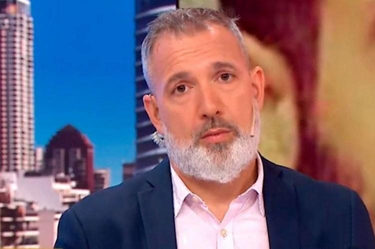 El periodista Pablo Duggan perdió el control y le respondió furioso al diputado Iglesias.