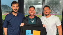 Se conocen más detalles de la entrevista que Diego Leuco y Nico Occhiato realizaron a Lionel Messi para Luzu TV. Se conocen más detalles de la entrevista que Diego Leuco y Nico Occhiato realizaron a Lionel Messi para Luzu TV.