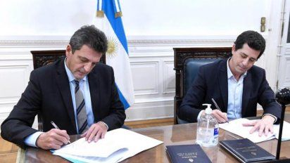 Massa firmó un convenio para validar las identidades de los diputados por su cara