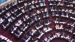 altText(Sobre la hora, el oficialismo logró quórum y comenzó el debate en Diputados)}