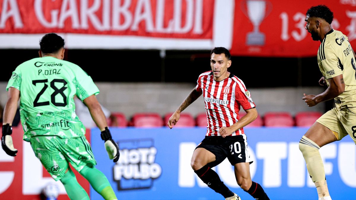 Estudiantes vs. Cusco