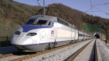 ¿Por qué chocaron los trenes de alta velocidad en España?: ¿Por qué Trump quiere Groenlandia?