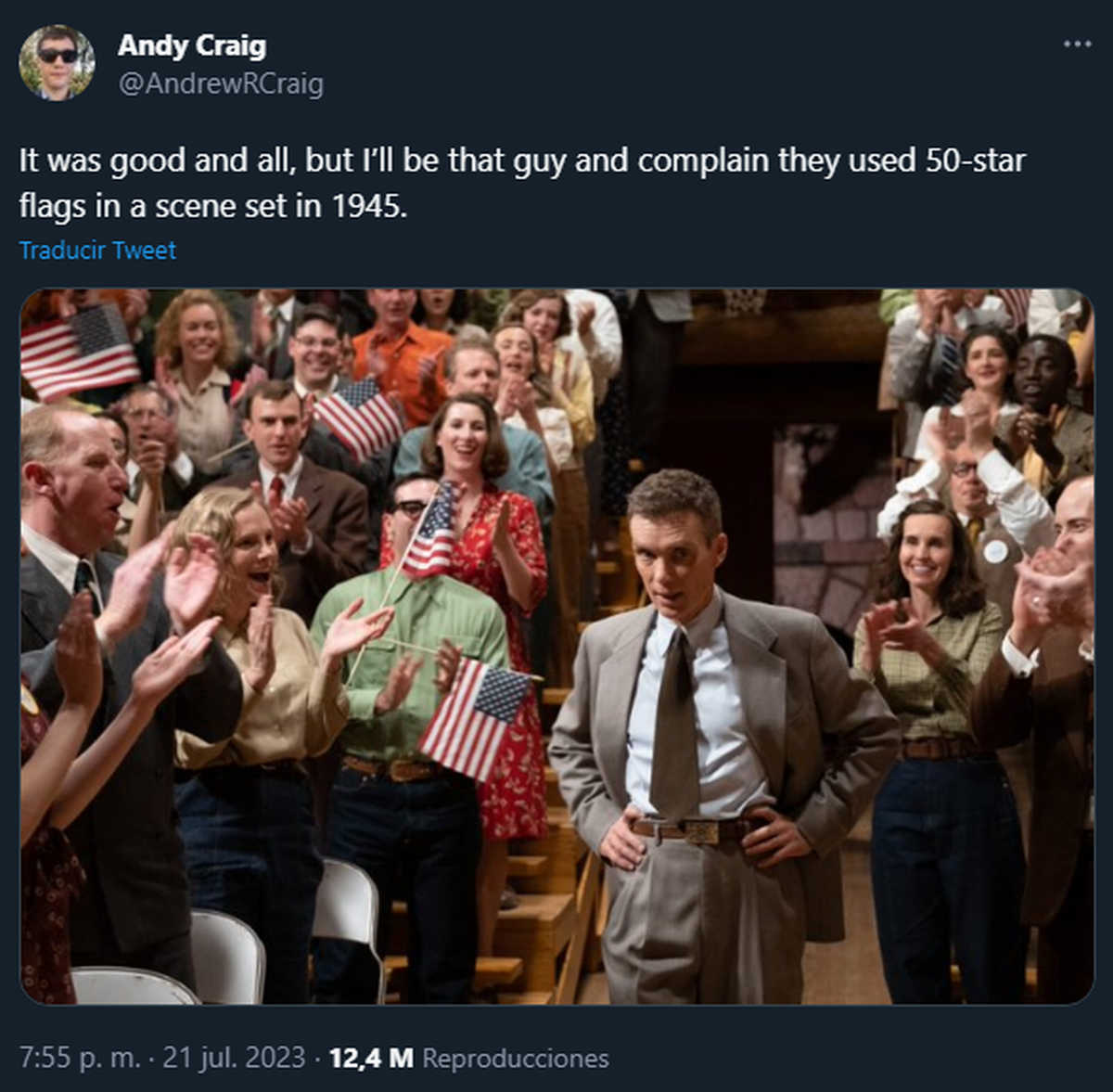"Estuvo bien y todo, pero seré ese tipo y me quejaré de que usaron banderas de 50 estrellas en una escena ambientada en 1945". "Estuvo bien y todo, pero seré ese tipo y me quejaré de que usaron banderas de 50 estrellas en una escena ambientada en 1945".