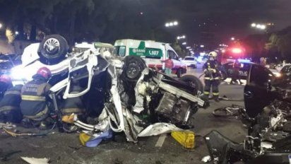 El BMW que manejaba el empresario debe $120 mil en multas