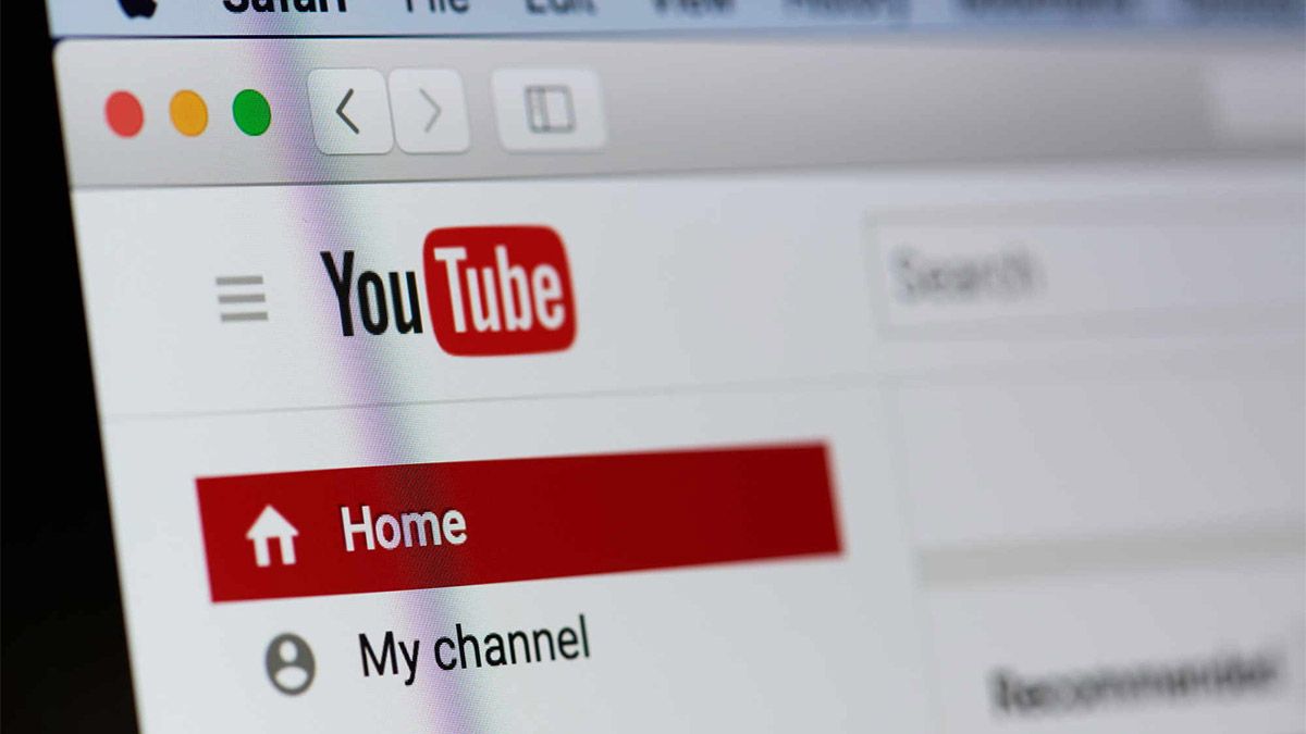 La popular plataforma de vídeos YouTube pasó de ser un simple sitio de reproducción de imágenes a un lugar más complejo por la amenaza del algoritmo. La popular plataforma de vídeos YouTube pasó de ser un simple sitio de reproducción de imágenes a un lugar más complejo por la amenaza del algoritmo.