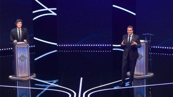 Javier Milei y Sergio Massa en el debate previo al balotaje. Javier Milei y Sergio Massa en el debate previo al balotaje.