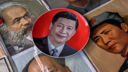 altText(China, Xi Jinping, Karl Marx, Mao y que viva Stalin)}