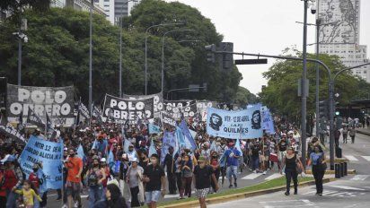 El anuncio de Alberto F. no duró ni 24 hs: Explotó la calle y los piqueteros le marcaron la cancha