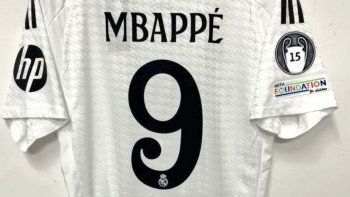 La venta de la camiseta de Mbappé superó el millón de euros. La venta de la camiseta de Mbappé superó el millón de euros.