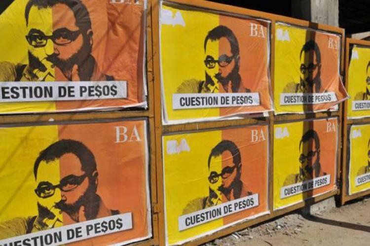 Los afiches, también en Córdoba. (Foto: La Voz)