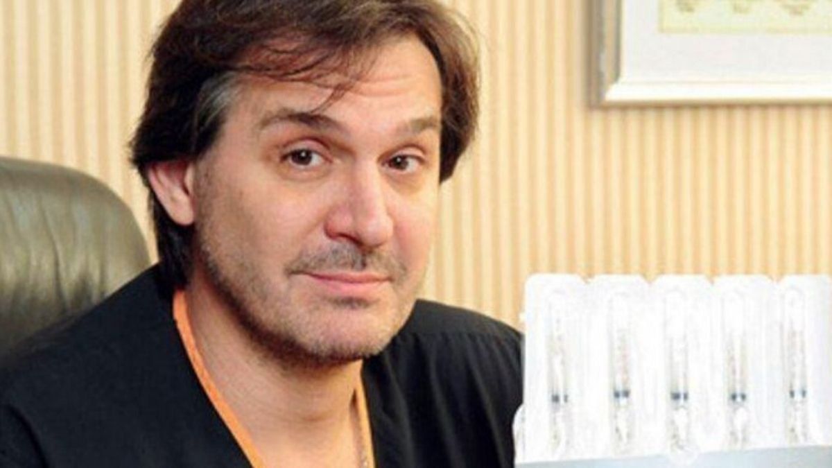 El controversial médico Aníbal Lotocki fue detenido por la muerte del paciente Zárate. El controversial médico Aníbal Lotocki fue detenido por la muerte del paciente Zárate.