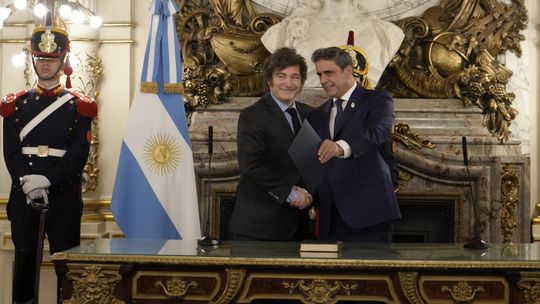 javier Milei junto Lisandro Catalán. javier Milei junto Lisandro Catalán.