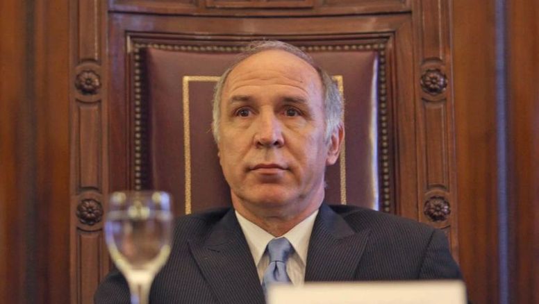 Ricardo Lorenzetti contraataca con el 