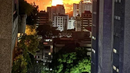 Ataque a aeropuerto militar de Caracas con decenas de venezolanos muertos