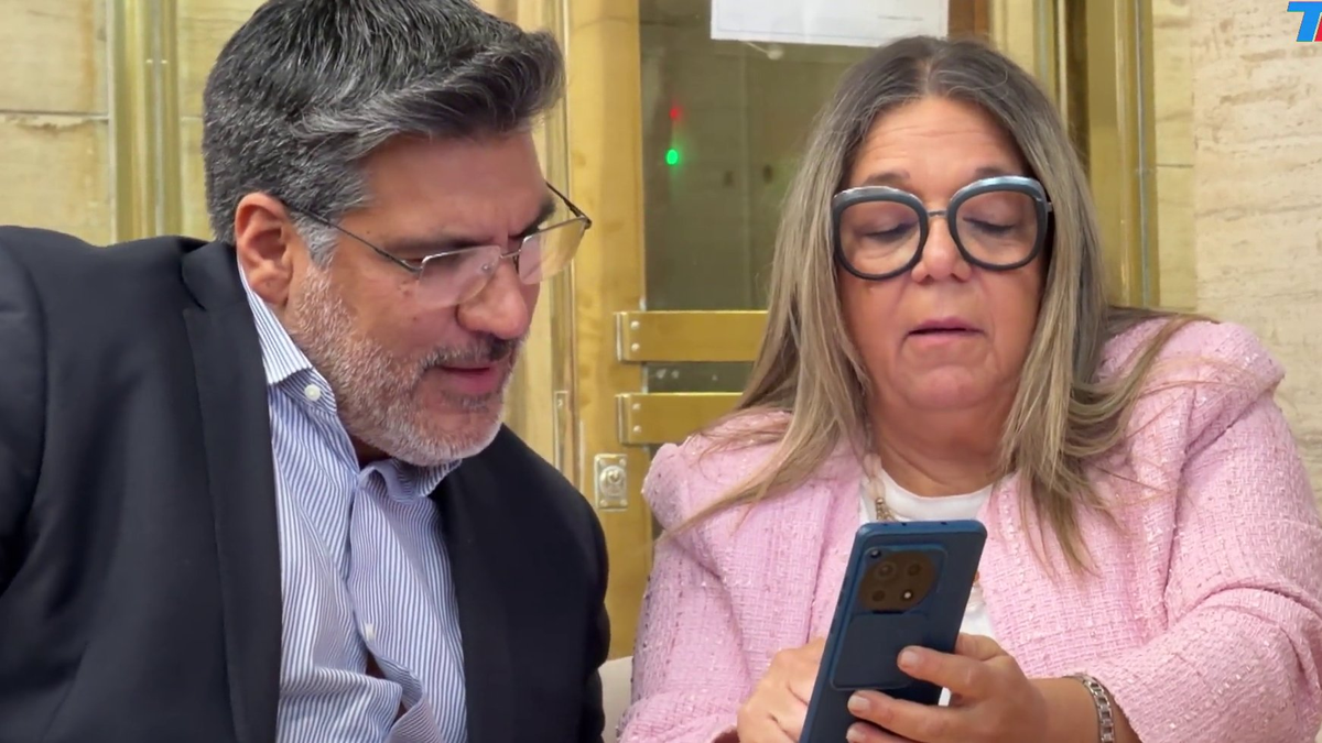Escribana de Manuel Adorni