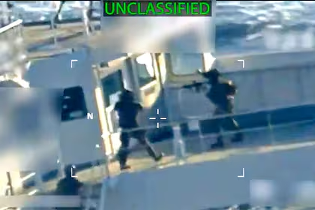 Así fue la incautación del petrolero iraní que transportaba crudo venezolano, cerca de las costas de Venezuela. La incautación fue divulgada por el propio Donald Trump este miércoles. Así fue la incautación del petrolero iraní que transportaba crudo venezolano, cerca de las costas de Venezuela. La incautación fue divulgada por el propio Donald Trump este miércoles.