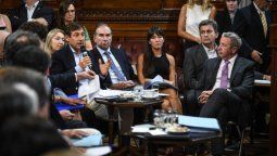 altText(La oposición no quiere a CFK en solitario en el recinto y pide que 15 legisladores estén presentes en la sesión)}