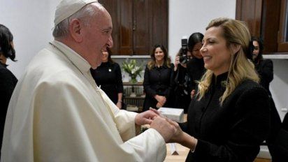 El Papa hará una videoconferencia con Fabiola Yáñez y se podrá ver en la TV Pública