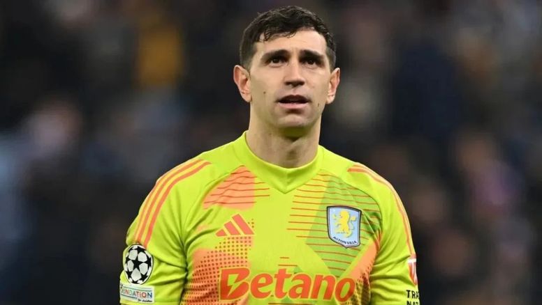 Dibu Martínez se aleja de Inglaterra para irse a un gigante de Europa