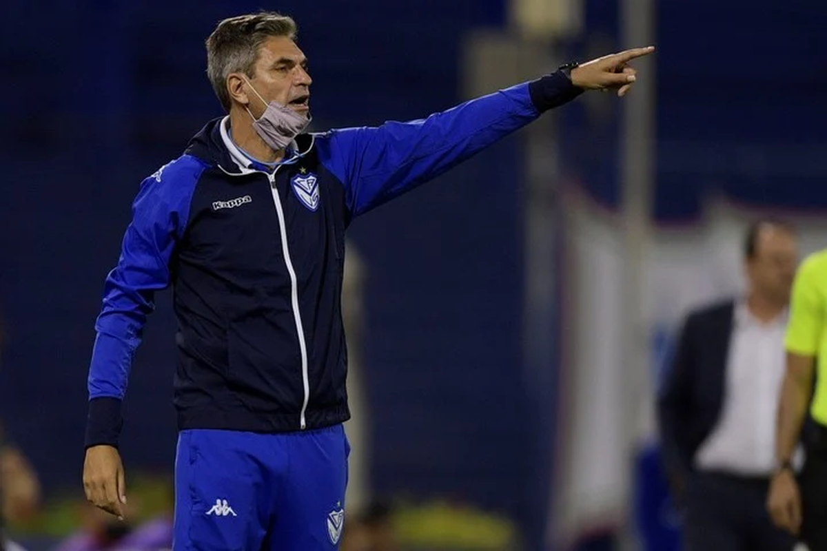 Mauricio Pellegrino dejó de ser el DT de Vélez.