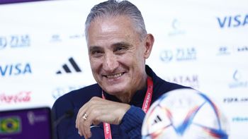 Flamengo se olvidó de Jorge Sampaoli y confirmó a Tite como nuevo entrenador.