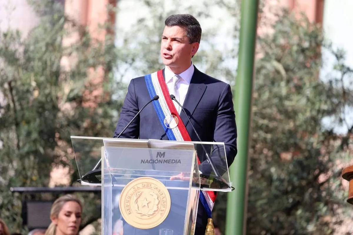 Peña, un economista neoliberal del Partido Colorado, hijo de una argentina y sobrino bisnieto del socialista Alfredo Palacios, asumió como el nuevo presidente de Paraguay en agosto del año pasado. Peña, un economista neoliberal del Partido Colorado, hijo de una argentina y sobrino bisnieto del socialista Alfredo Palacios, asumió como el nuevo presidente de Paraguay en agosto del año pasado.