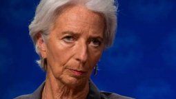 altText(Lagarde desembolsa otros US$5.400 millones y cruza los dedos)}