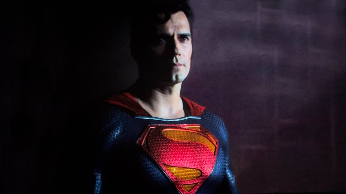 El último cameo de Cavill como el personaje.