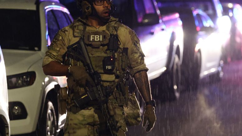 Conspiranoia: Muchos dudan que Donald Trump haya sufrido un atentado