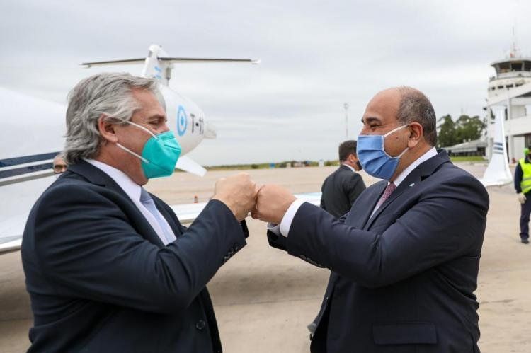 Alberto Fernández y su encuentro con el gobernador tucumano, Juan Manzur.