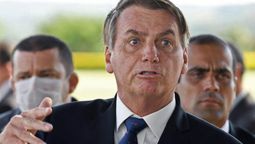 altText(Rechazo del voto impreso y Jair Bolsonaro arde de la bronca)}