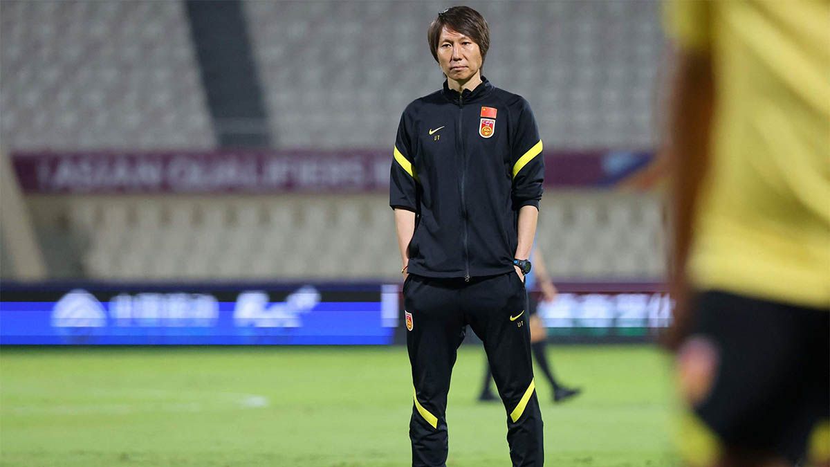 El ex DT de la Selección de China, Li Tie, fue condenado a 20 años de prisión por pagar y aceptar sobornos. El ex DT de la Selección de China, Li Tie, fue condenado a 20 años de prisión por pagar y aceptar sobornos.