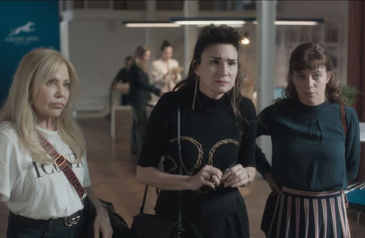 "Culpa Cero" es la nueva apuesta de Valeria Bertuccelli, y a pesar de ser retirada de más de la mitad de las salas de cine, en promedio tuvo un mejor desempeño que "Relatos Salvajes". "Culpa Cero" es la nueva apuesta de Valeria Bertuccelli, y a pesar de ser retirada de más de la mitad de las salas de cine, en promedio tuvo un mejor desempeño que "Relatos Salvajes".