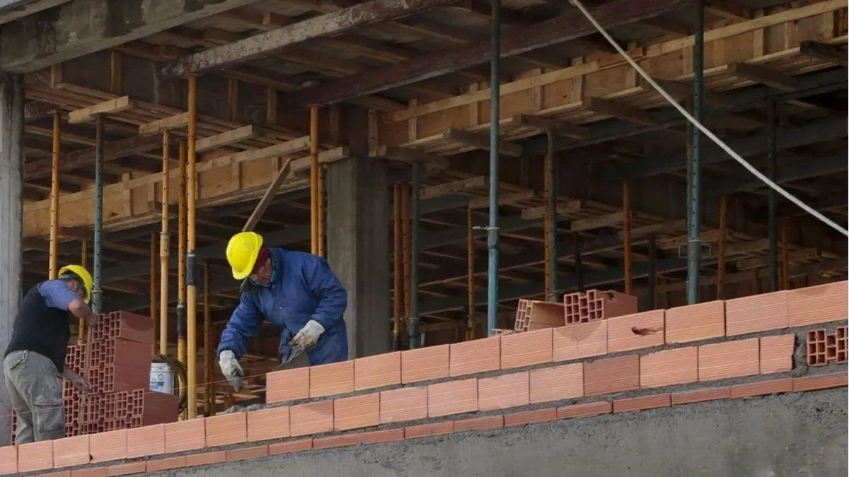 Sigue complicado el panorama de la construcción.