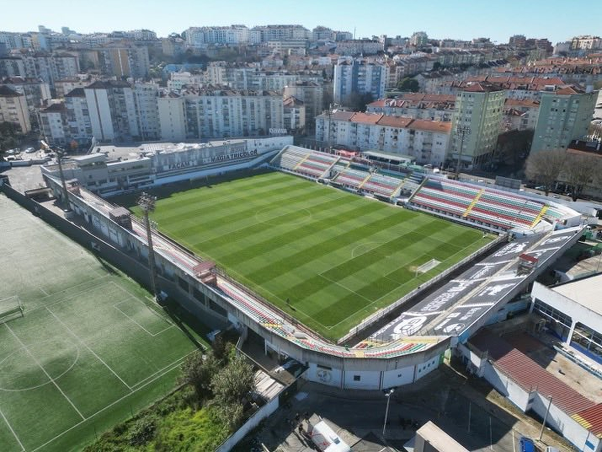 El estadio del Club Estrella Amadora de Portugal.