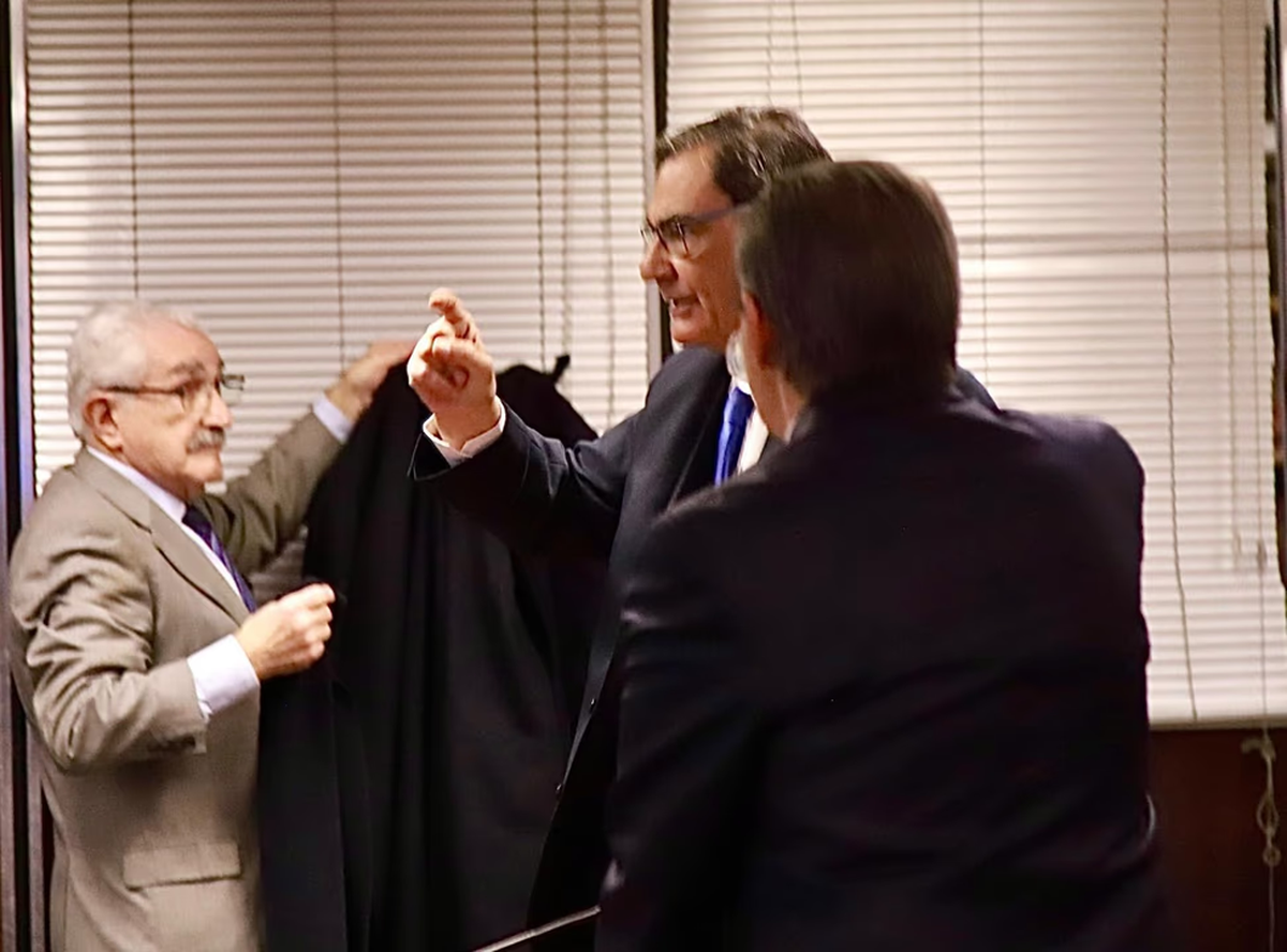 La sala aclaró las razones por las que fue destituido López. La sala aclaró las razones por las que fue destituido López.