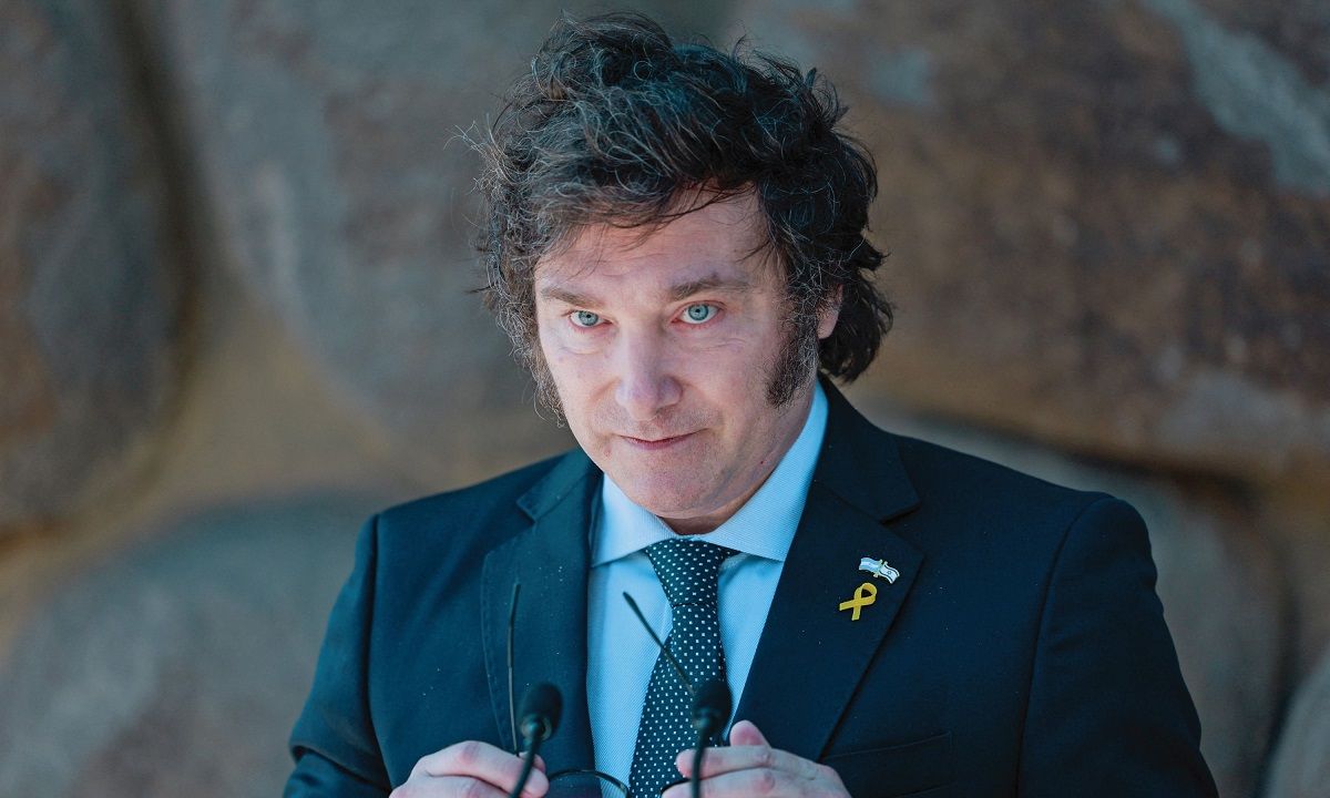 Alejandro Werner, ex funcionario del FMI, advirtió el lunes 13/1 que "el programa de estabilización" del Gobierno de Javier Milei "ha abusado del ancla cambiaria y ha generado atraso cambiario". Alejandro Werner, ex funcionario del FMI, advirtió el lunes 13/1 que "el programa de estabilización" del Gobierno de Javier Milei "ha abusado del ancla cambiaria y ha generado atraso cambiario".