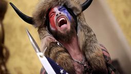 altText(Falso vikingo de USA condenado a más de 3 años de cárcel)}