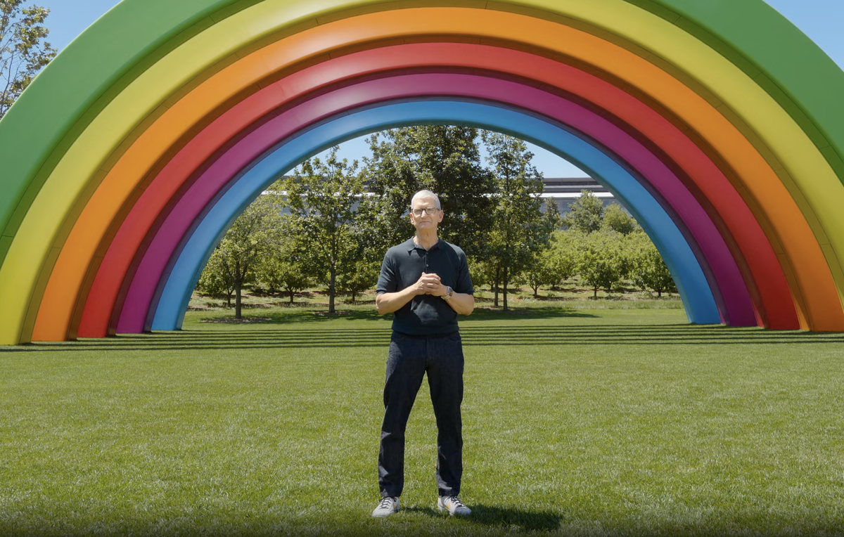 Cook cerró una etapa histórica mientras Apple intenta redefinir su lugar en la carrera de la IA. Cook cerró una etapa histórica mientras Apple intenta redefinir su lugar en la carrera de la IA. 
